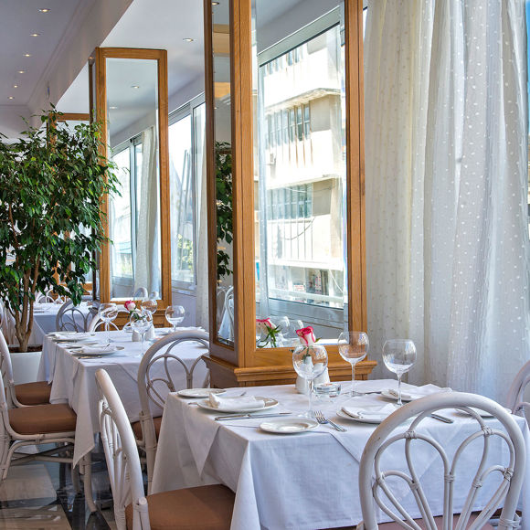 

Kydon City Hotel Chania Square Restaurant 1