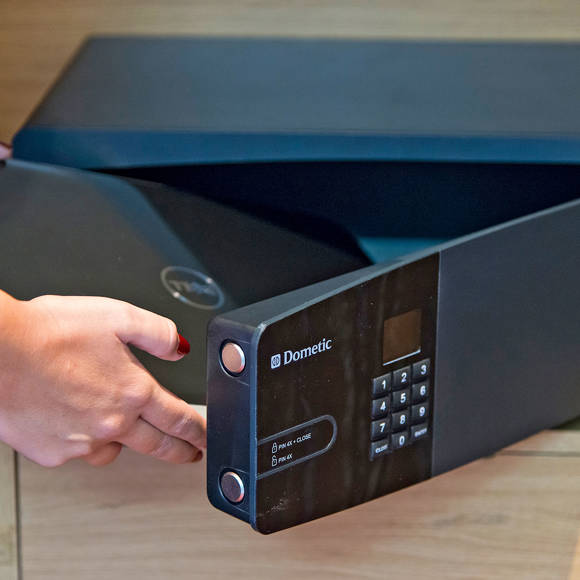 

Kydon City Hotel Chania Executive Suite Old Town View 7