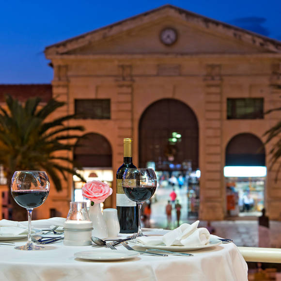 

Kydon City Hotel Chania Agora Bar Restaurant 9