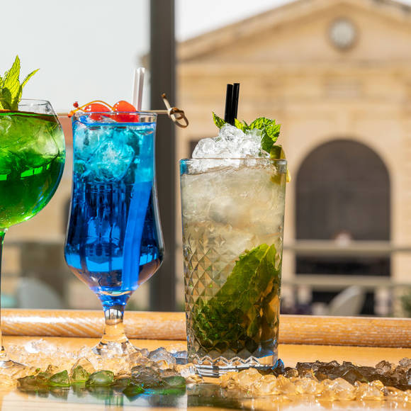 

Kydon City Hotel Chania Agora Bar Restaurant 6