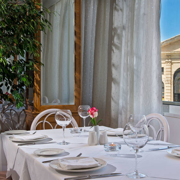 

Kydon City Hotel Chania Square Restaurant 4