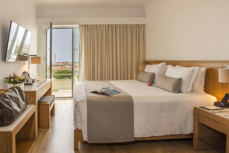 

Kydon City Hotel Chania Superior Room Old Town View 1